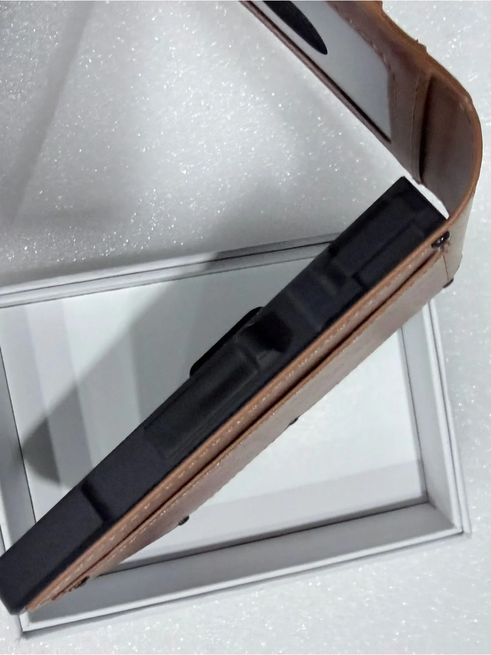 N/A sleek brown